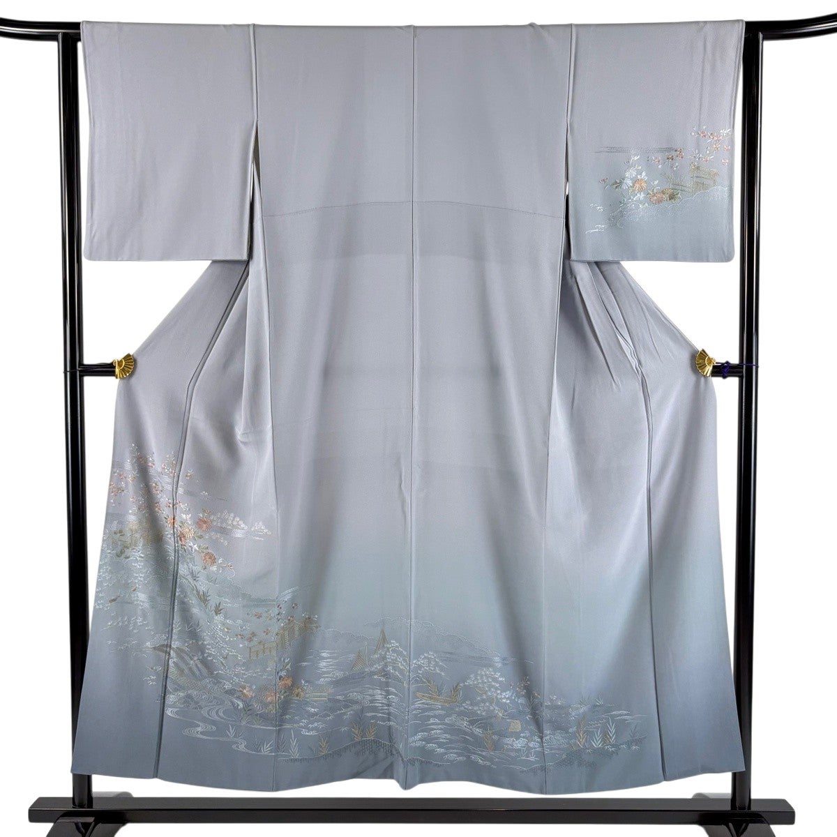 紬 身丈158.5cm 裄丈64.5cm 正絹 秀品 【中古】 紬 身丈158.5cm 裄丈63cm S 袷 草花 雲文 焦茶色 正絹 秀品｜中古