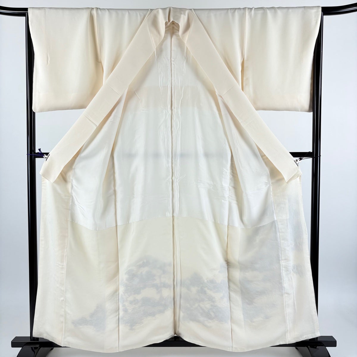 色留袖 身丈156.5cm 裄丈68cm 正絹 名品 【中古】 美品】 色留袖 身丈165.5cm 裄丈66cm M 袷 松竹梅 風景 金糸 金彩 薄緑