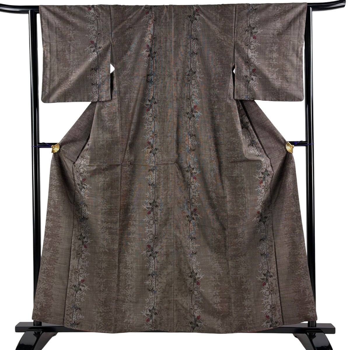 【美品】 大島紬 身丈153cm 裄丈62.5cm 正絹 名品 【中古】 大島紬 身丈153cm 裄丈62.5cm S 袷 都喜ヱ門 落款あり 証紙あり 葉と実