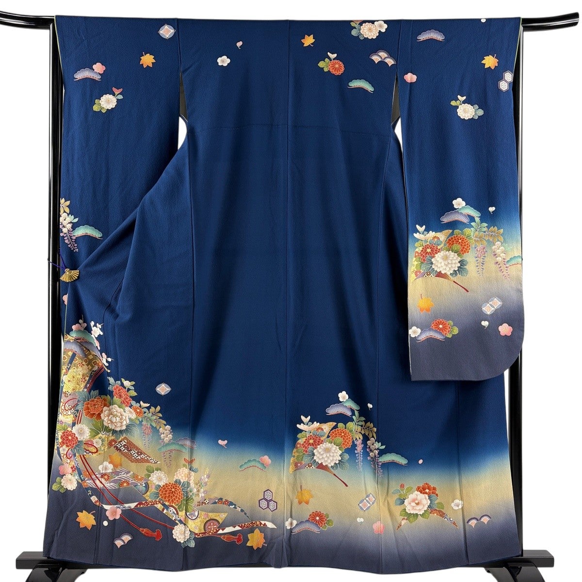 振袖 着物 刺繍 金銀糸 金彩加工 地紋 青色 裄67.5 M 中古 sn229 振袖