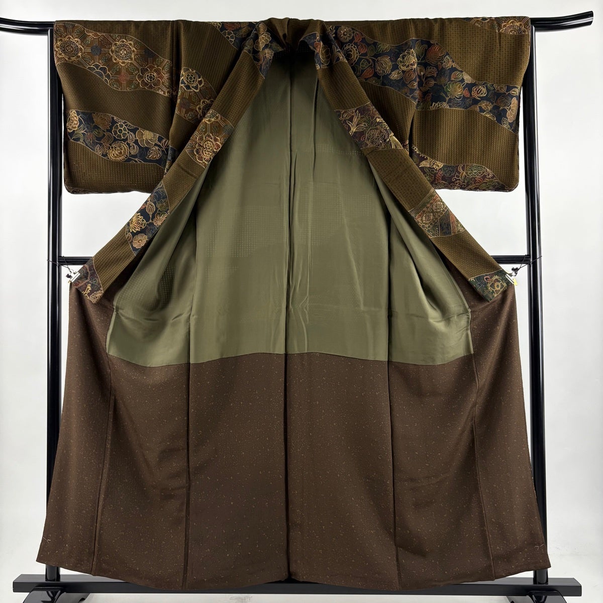 訪問着 美品 名品 身丈158cm 裄丈63.5cm 正絹 【中古】 美品】 訪問着 身丈158cm 裄丈64.5cm M 袷 草花 斜め格子 総絞り 黒