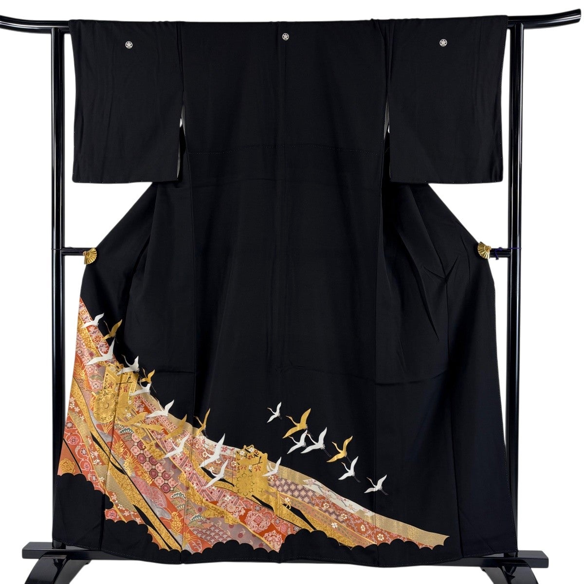 黒留袖 秀品 身丈165.5cm 裄丈68cm 正絹 【中古】 美品】 黒留袖 身丈163cm 裄丈64.5cm M 袷 落款 菊 松梅 ぼかし 黒