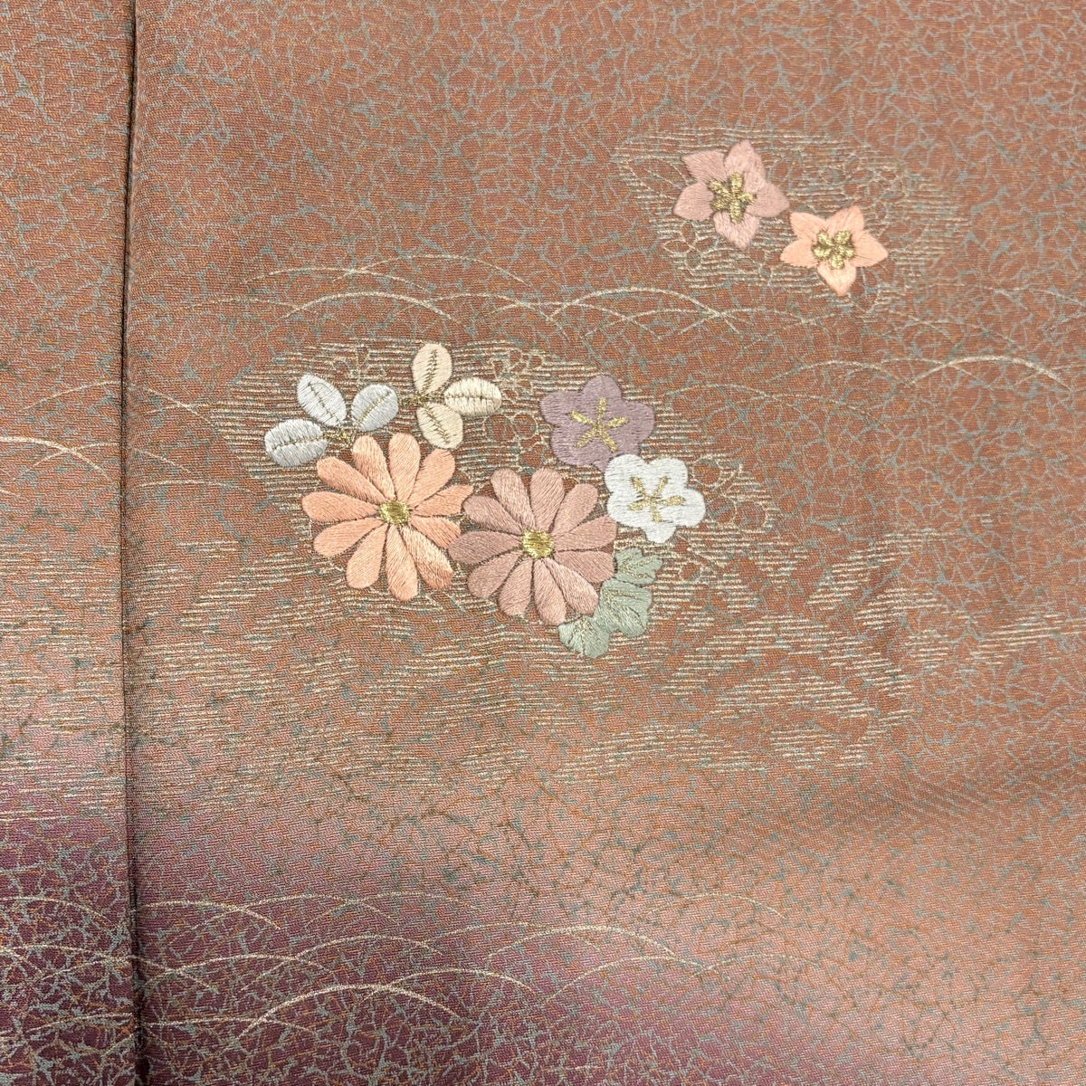 訪問着 身丈161cm 裄丈62cm S 袷 青海波 草花 刺繍 金糸 茶色 正絹 秀