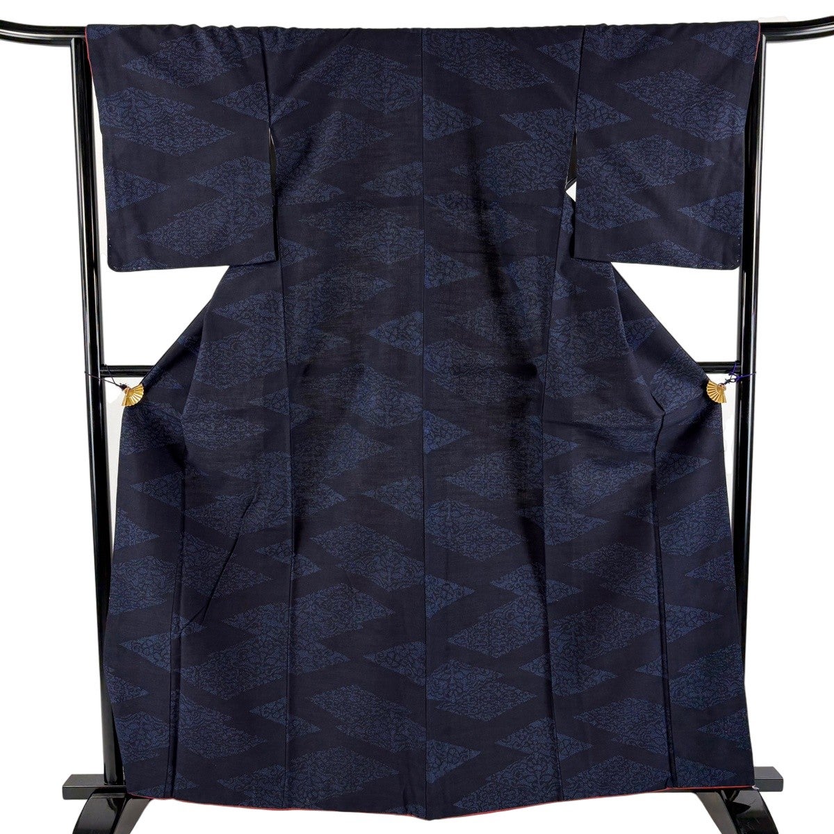 紬 身丈158cm 裄丈64.5cm M 袷 葉柄 幾何学 濃紺 正絹 秀品｜中古