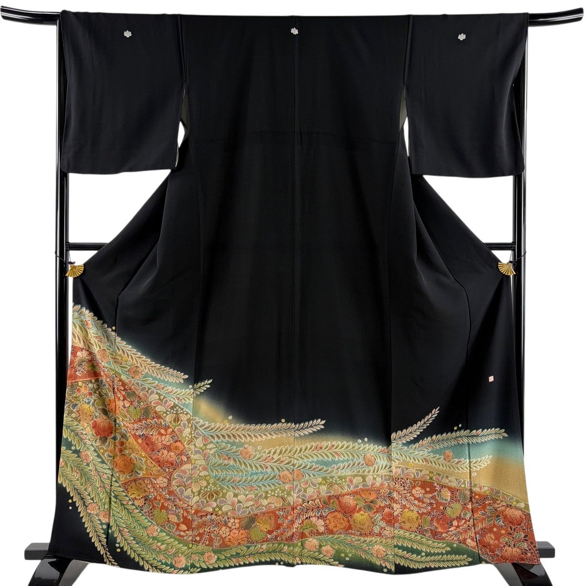 黒留袖 身丈158.5cm 裄丈63cm 正絹 秀品 【中古】 黒留袖 身丈170cm 裄丈69cm 正絹 秀品 【中古】の通販 by バイセル