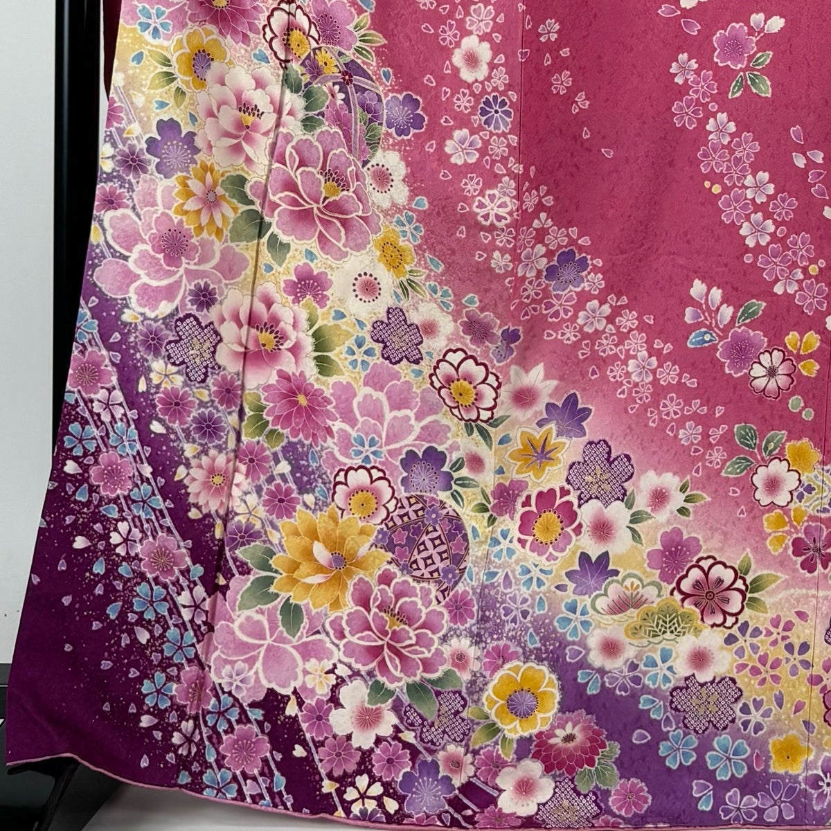 振袖 名品 身丈166cm 裄丈69.5cm 正絹 【中古】 振袖 身丈166cm 裄丈64cm M 袷 草花 源氏車 金彩 金糸 オレンジ 正絹