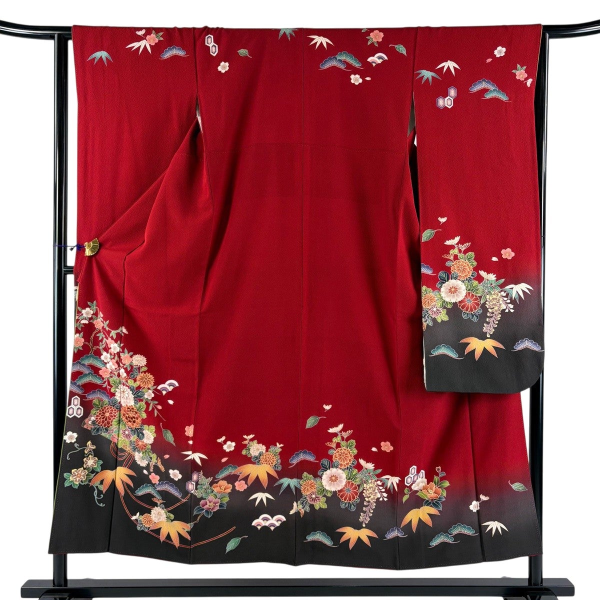 美品】 振袖 身丈151.5cm 裄丈63.5cm S 袷 菊 松 刺繍 金彩 赤 正絹