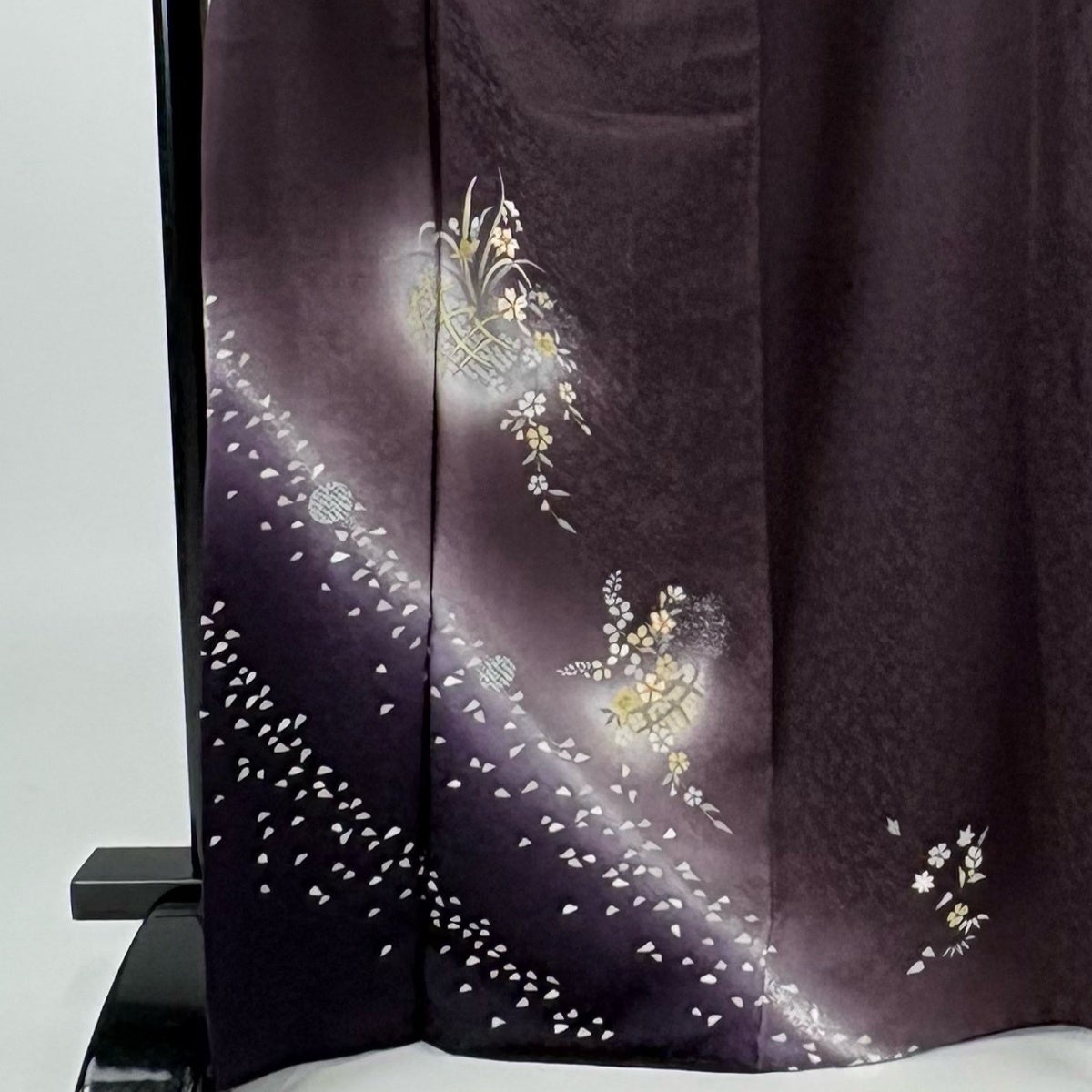 付下げ 身丈169cm 裄丈68cm L 袷 桜 桔梗 金糸 金銀彩 濃紫 正絹 名品