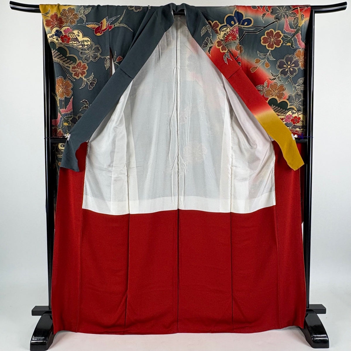 振袖 身丈168cm 裄丈70.5cm 正絹 秀品 【中古】 振袖 身丈168cm 裄丈70cm 正絹 名品 【中古】の通販 by バイセル