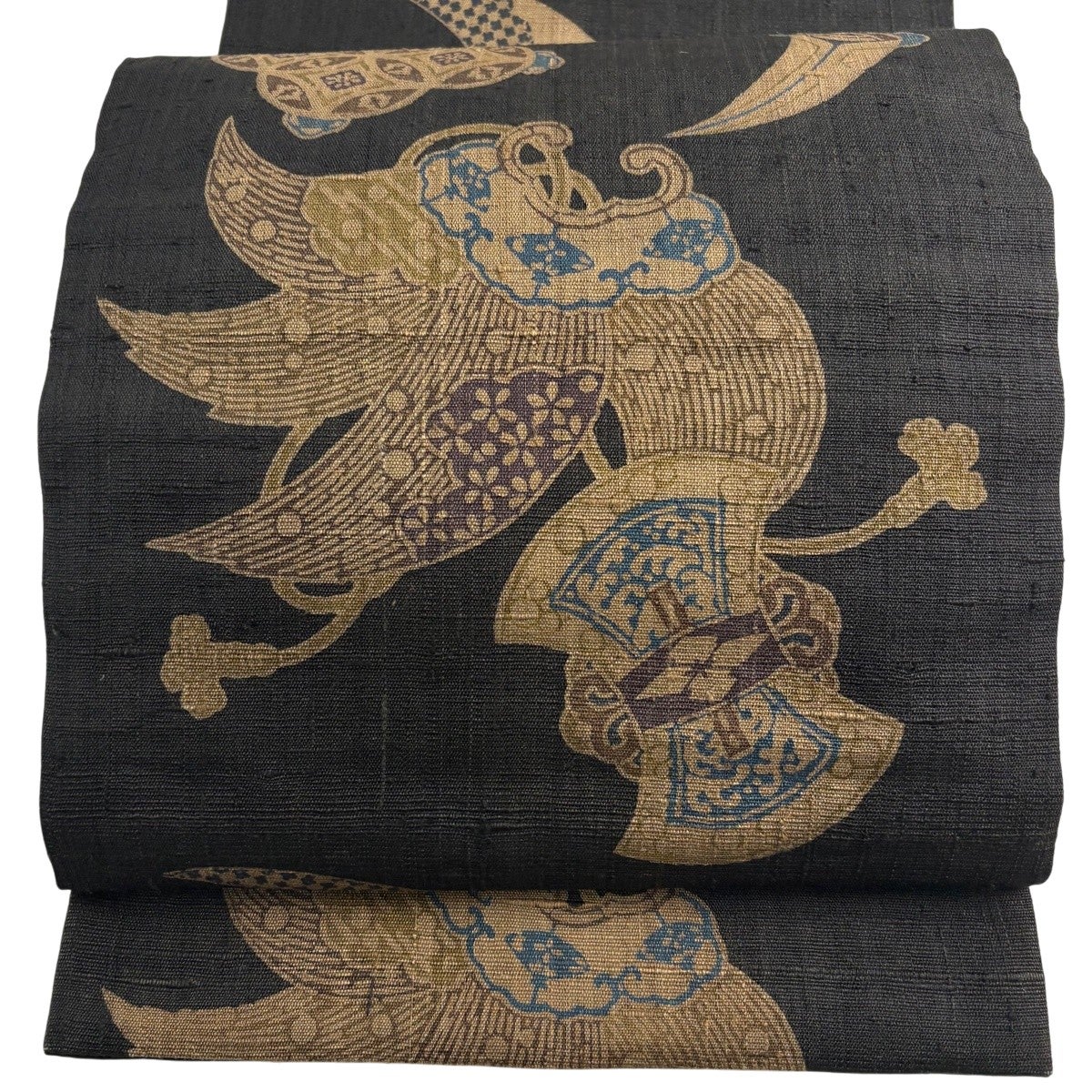 美品】 名古屋帯 名品 紬地 松葉仕立て 宝尽くし 七宝 墨色 正絹｜中古