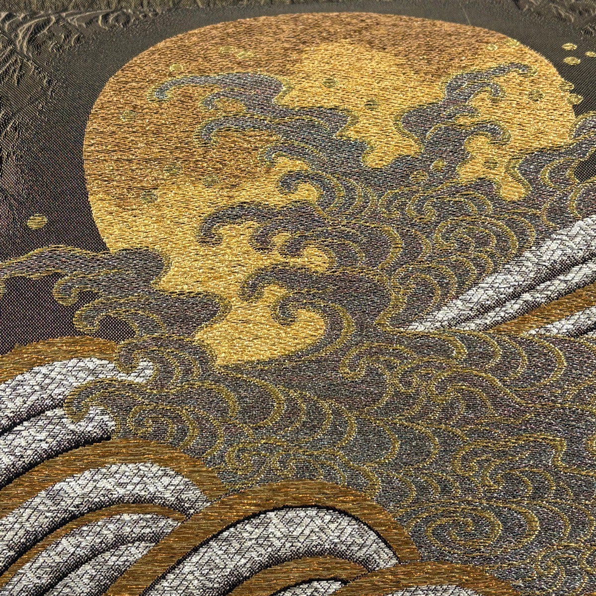 美品】 袋帯 名品 風景 波頭 箔 金糸 茶緑色 お太鼓柄 正絹｜中古