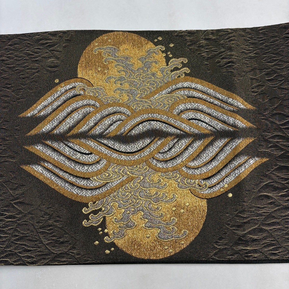 美品】 袋帯 名品 風景 波頭 箔 金糸 茶緑色 お太鼓柄 正絹｜中古