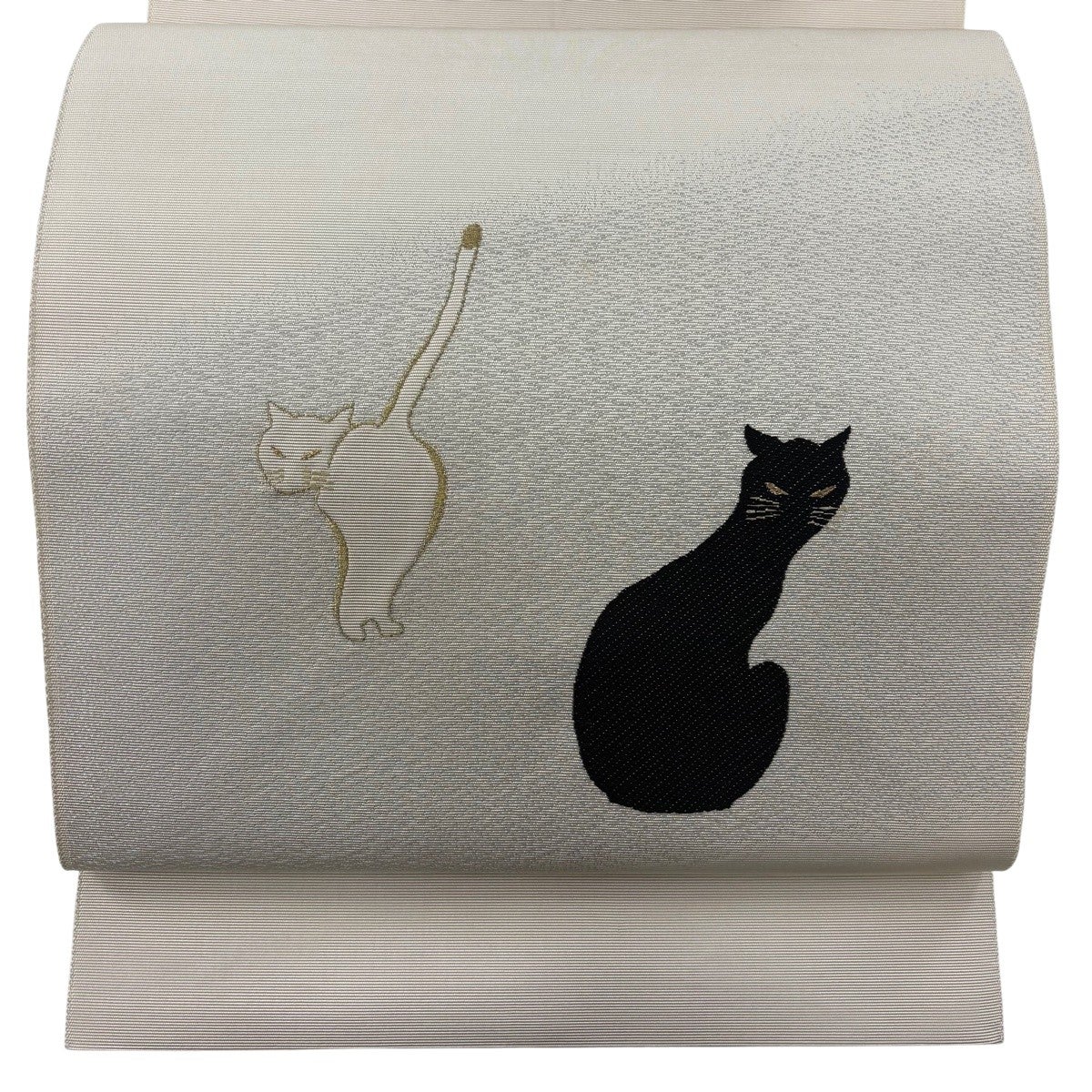 専用帯7322 ●松葉仕立て 全通 名古屋帯 猫 名古屋帯 名品 祥園 落款あり 松葉仕立て 八寸名古屋帯 雲林綴 猫 金糸
