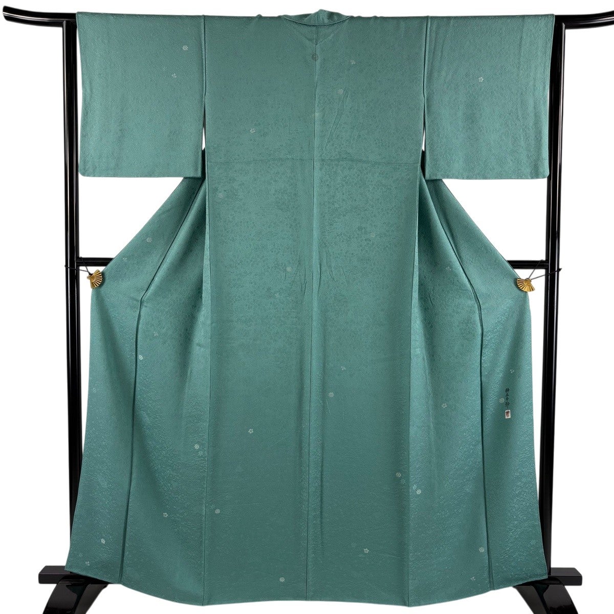 色無地 着物 袷 加賀友禅 柿本一郎 作家物 裄68.5 Ｌ 中古 sn2007 加賀友禅 柿本市郎｜バイセルオンライン 中古・リサイクル着物【公式