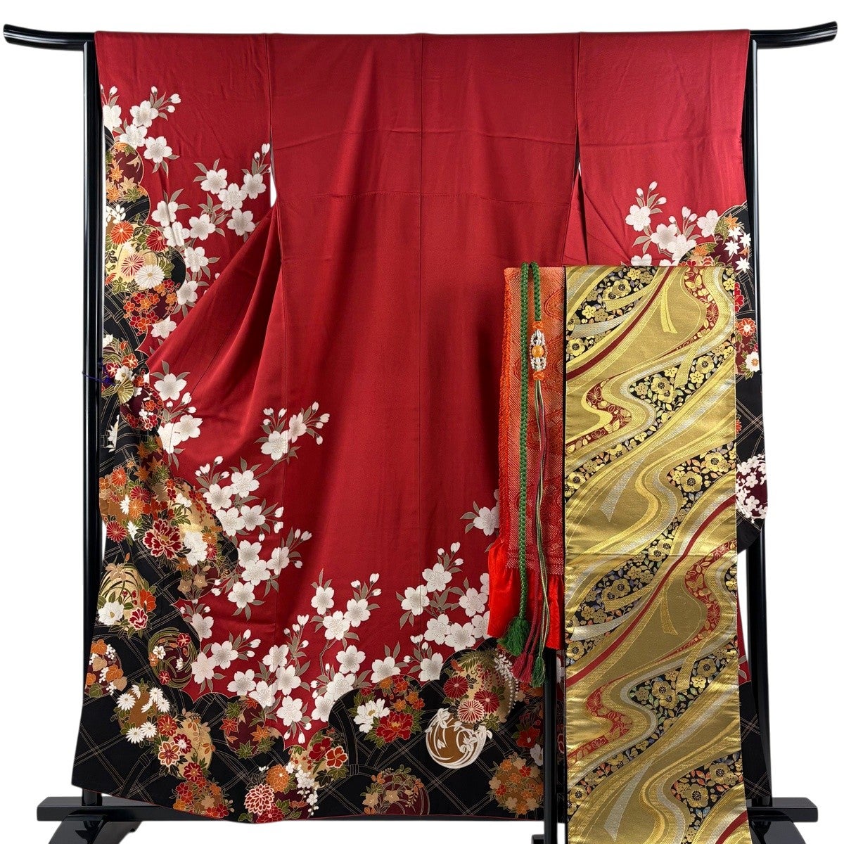 美品】 振袖 身丈162.5cm 裄丈66cm M 袷 束ね熨斗 牡丹 金糸 金彩 赤