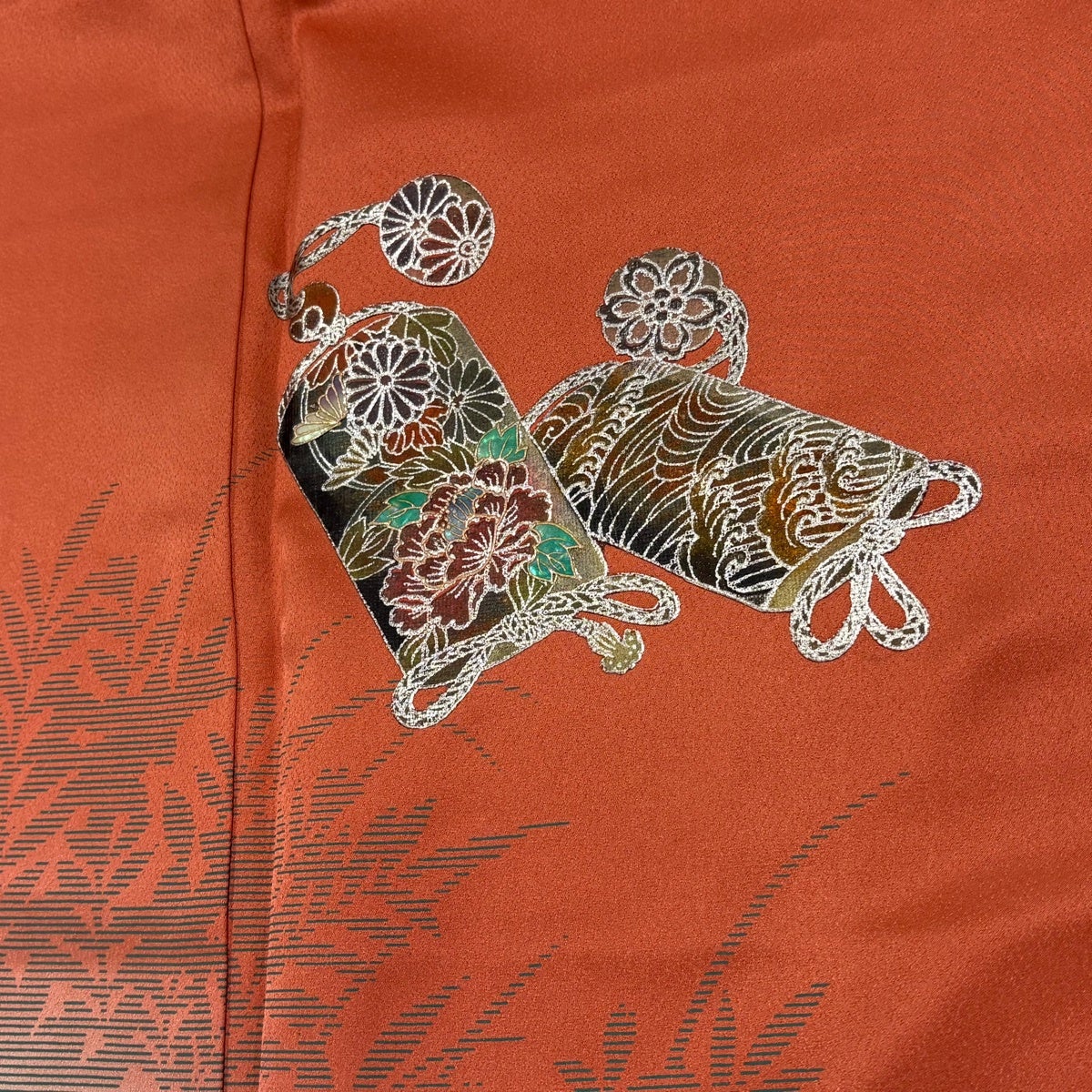 訪問着 身丈158cm 裄丈63cm 正絹 名品 【中古】 訪問着 身丈158cm 裄丈63cm S 単衣 秋草 流水 金糸 金彩 薄緑 正絹