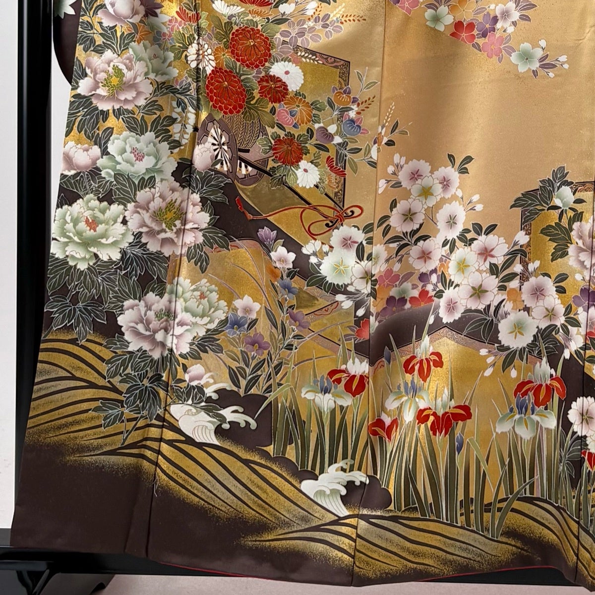 振袖 身丈159cm 裄丈64cm M 袷 花車 草花 金糸 金彩 薄茶色 正絹 秀品