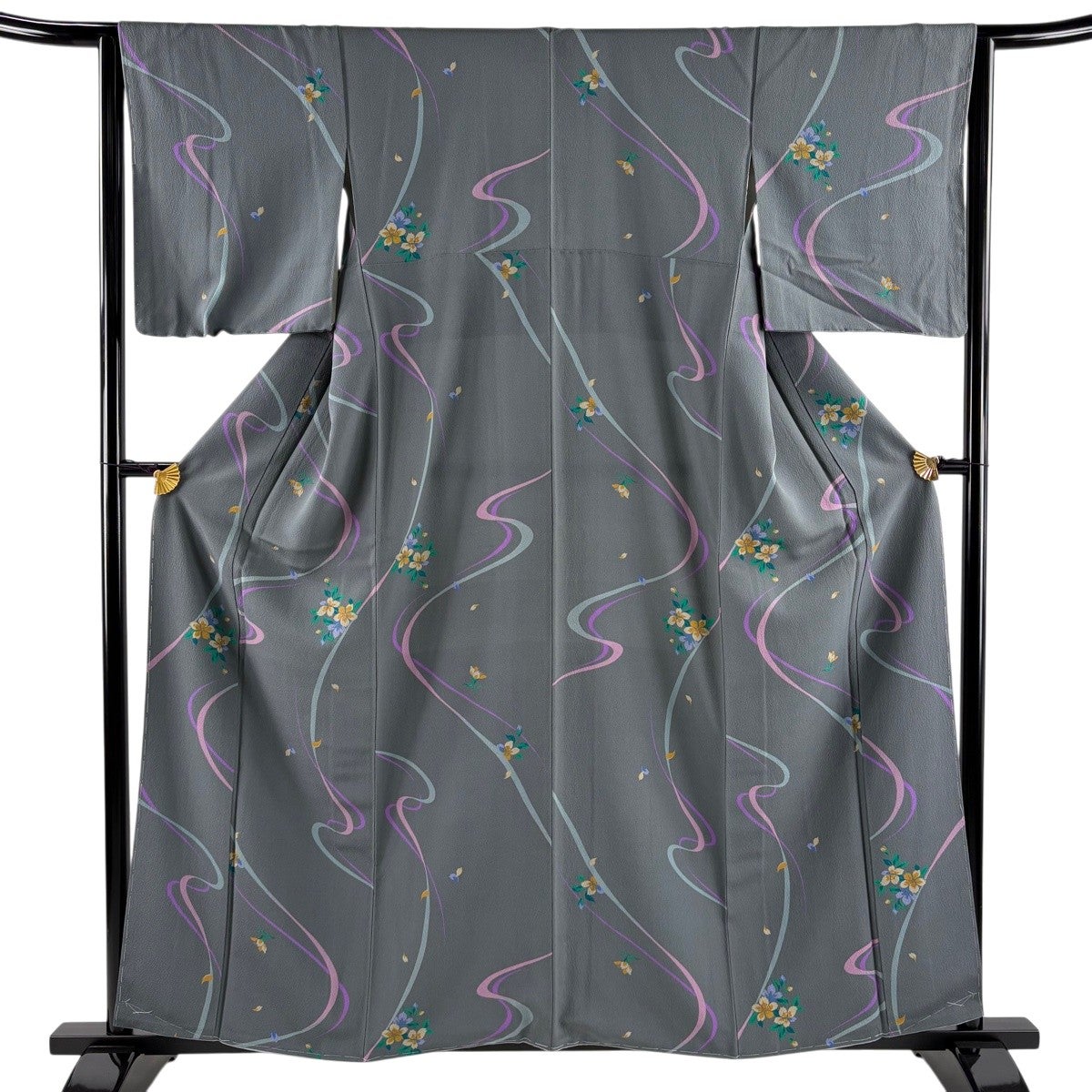 小紋 美品 秀品 身丈159cm 裄丈66.5cm 正絹 【中古】 美品】 小紋 身丈159cm 裄丈66.5cm M 袷 花びら 緑 正絹 秀品｜中古