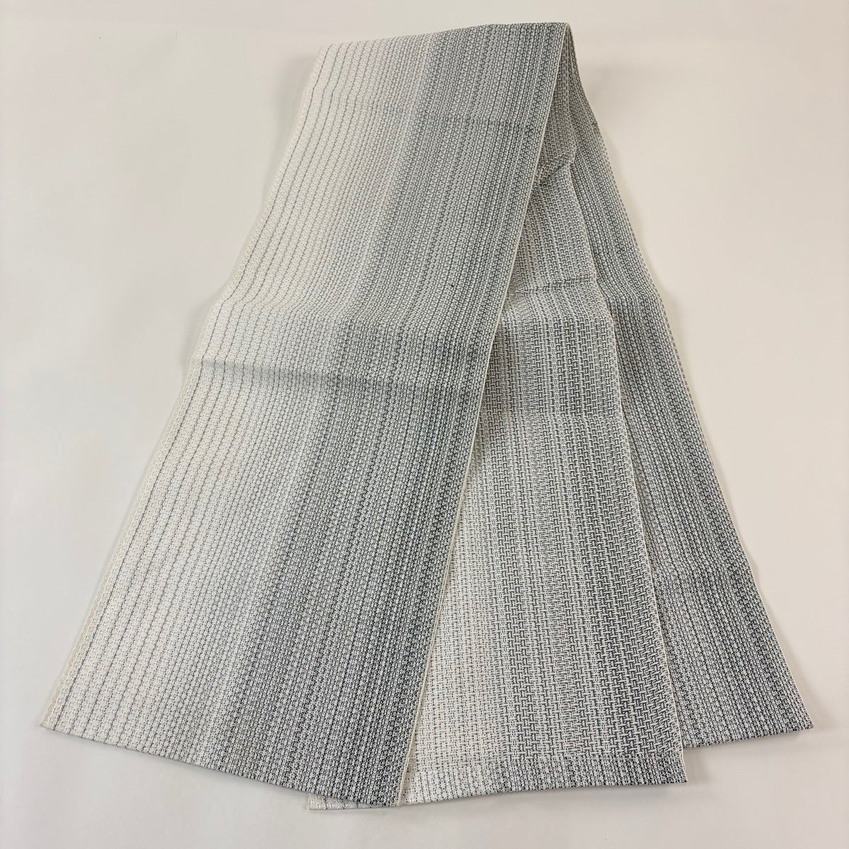 名古屋帯 優品 夏帯 八寸名古屋帯 縞 幾何学模様 クリーム 正絹｜中古