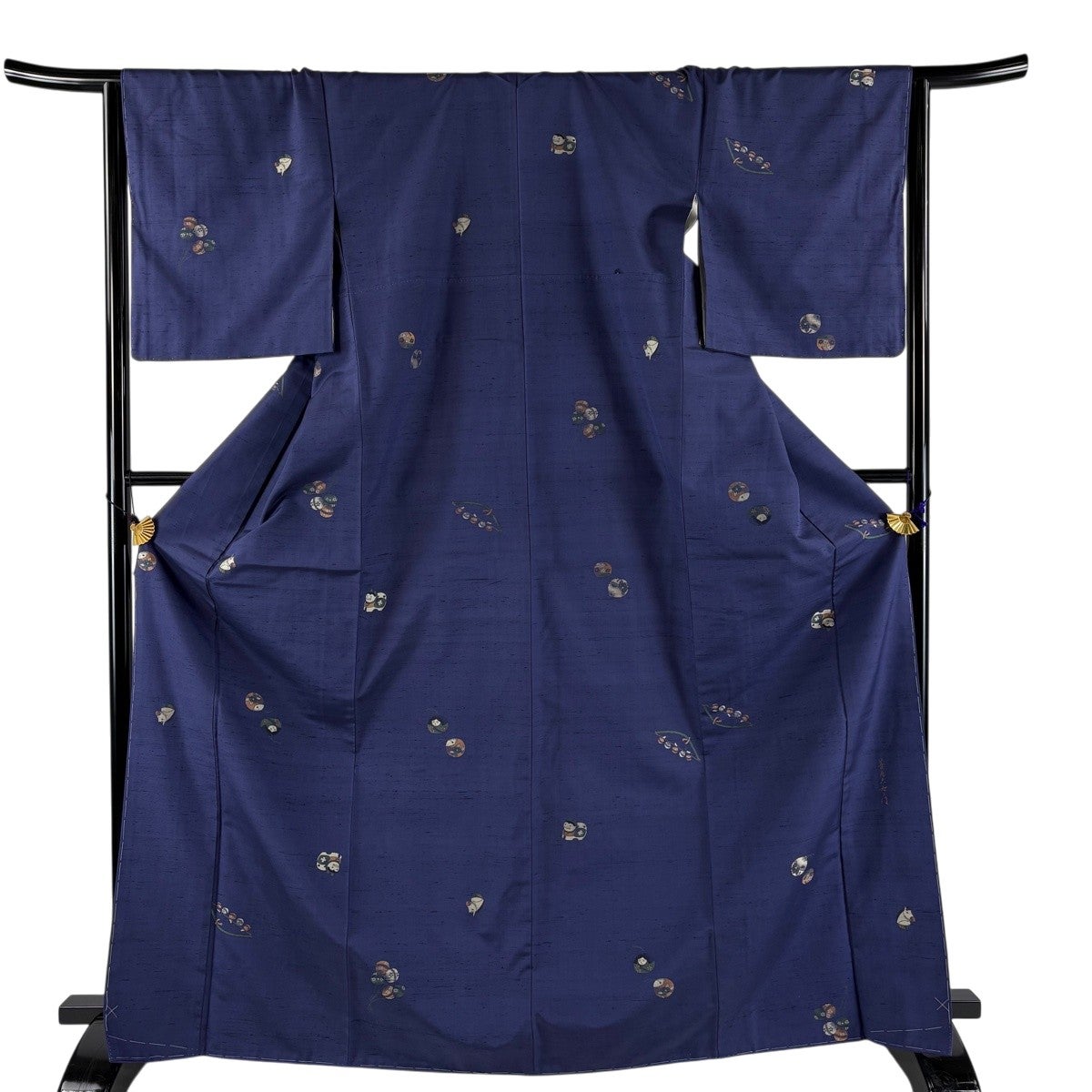 美品】 紬 身丈152.5cm 裄丈66cm M 袷 菊 楓 薄茶色 正絹 秀品｜中古