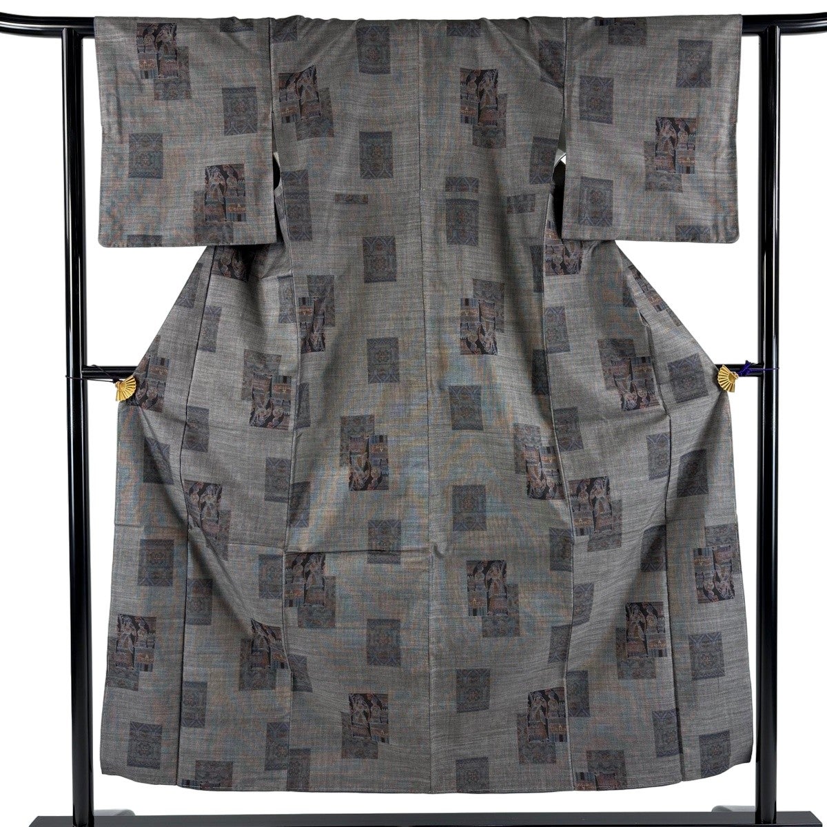 紬 身丈154cm 裄丈63cm S 単衣 花唐草 縦縞 薄紫 正絹 秀品｜中古