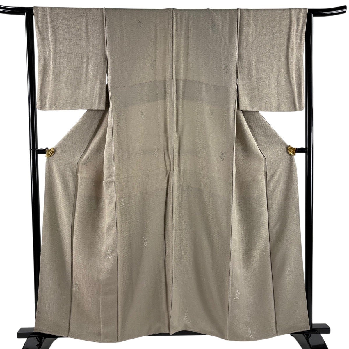 色無地 美品 秀品 154cm 66cm 正絹 【中古】 2万円均一】【京の染匠】 特選紋意匠色無地 ≪御仕立て上がり・中古美