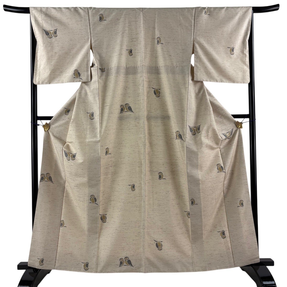 紬 身丈162cm 裄丈65cm 正絹 秀品 【中古】 大島紬 身丈162.5cm 裄丈65cm 正絹 秀品 【中古】の通販 by バイセル