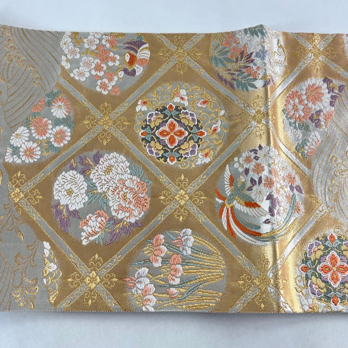 美品】 袋帯 秀品 華文 花鳥 金糸 箔 金色 六通 正絹｜中古・古着