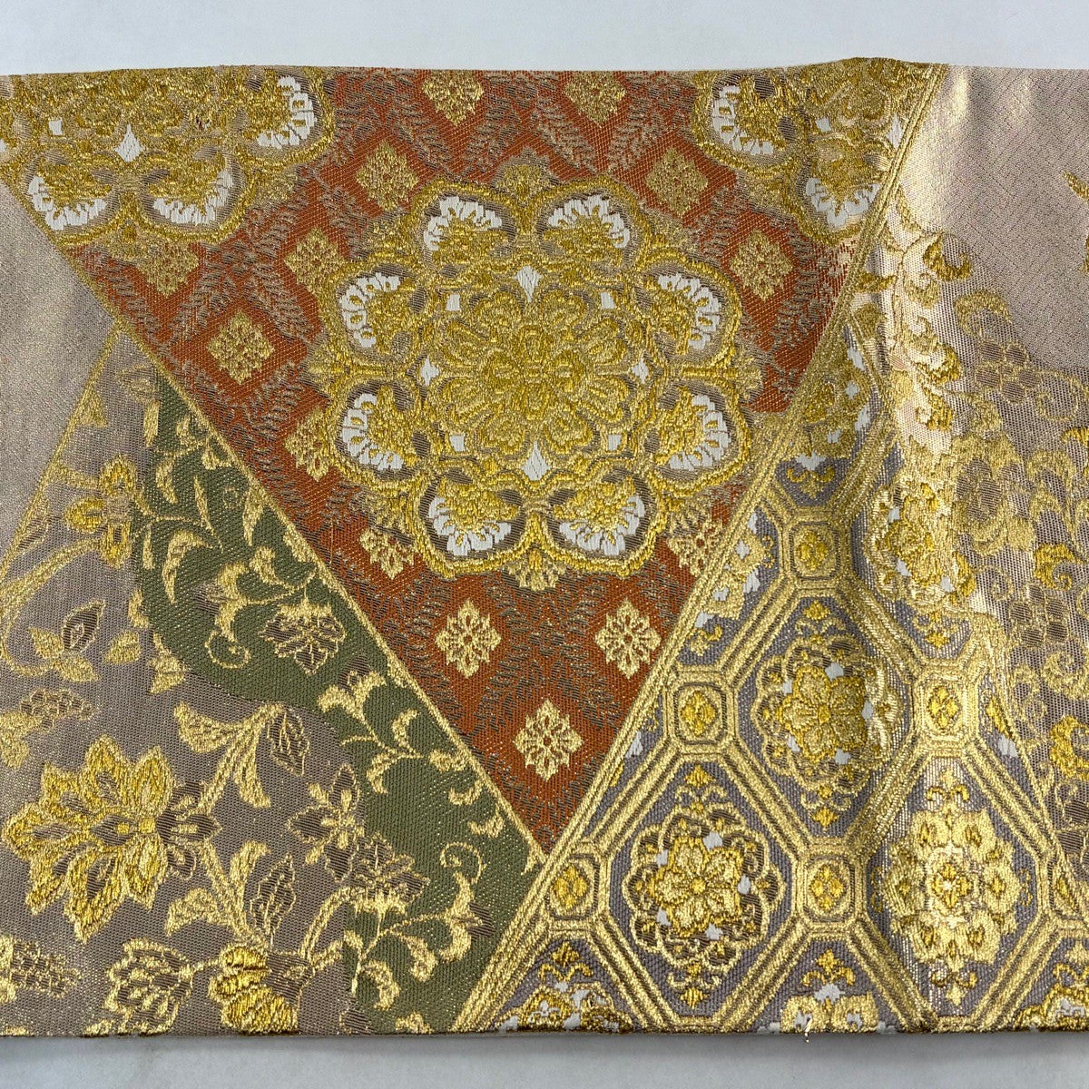 袋帯 中古 リサイクル 正絹 フォーマル 仕立て上がり 六通 名物裂 有栖川文 花紋 華文 箔糸 多色 金 きもの北條 A1266-9 袋帯 リサイクル 正絹 フォーマル 仕立て上がり 六通 東照宮玉彩文