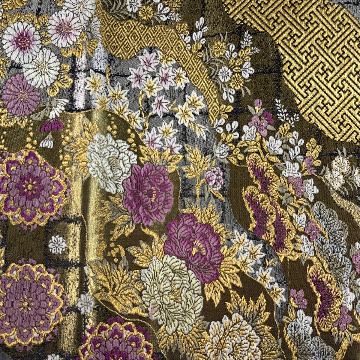 美品】 袋帯 名品 華文 草花 金糸 箔 金茶 六通 正絹｜中古・古着