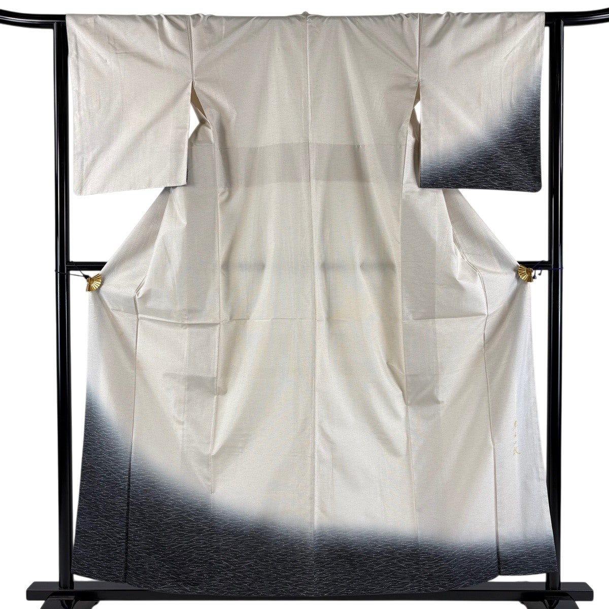 付下げ 身丈159.5cm 裄丈64cm M 袷 樹木 霞 クリーム 正絹 秀品｜中古