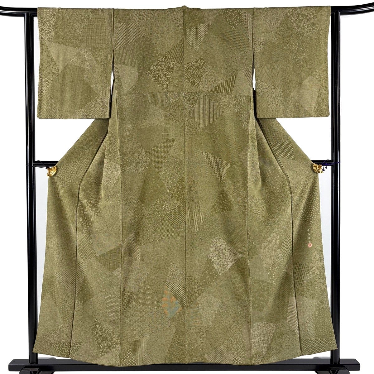 江戸小紋 逸品 身丈167cm 裄丈67cm 正絹 【中古】 江戸小紋 身丈165cm 裄丈67cm M 袷 花柄 七宝 青黒 正絹 秀品｜中古