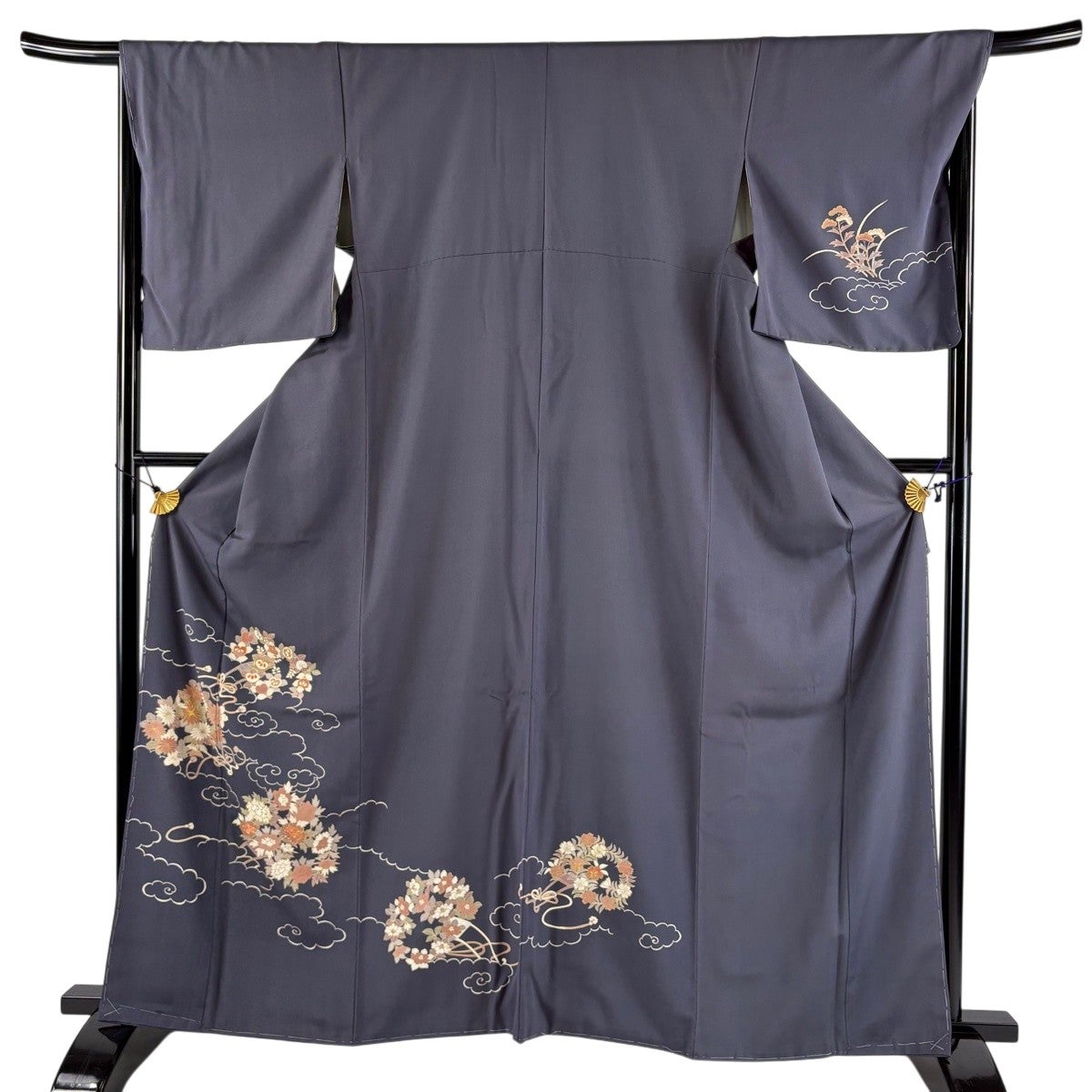付下げ 身丈150cm 裄丈67cm 正絹 逸品 【中古】 付下げ 身丈163cm 裄丈67cm M 袷 花車 雲文 金糸 刺繍 灰紫 正絹 秀品