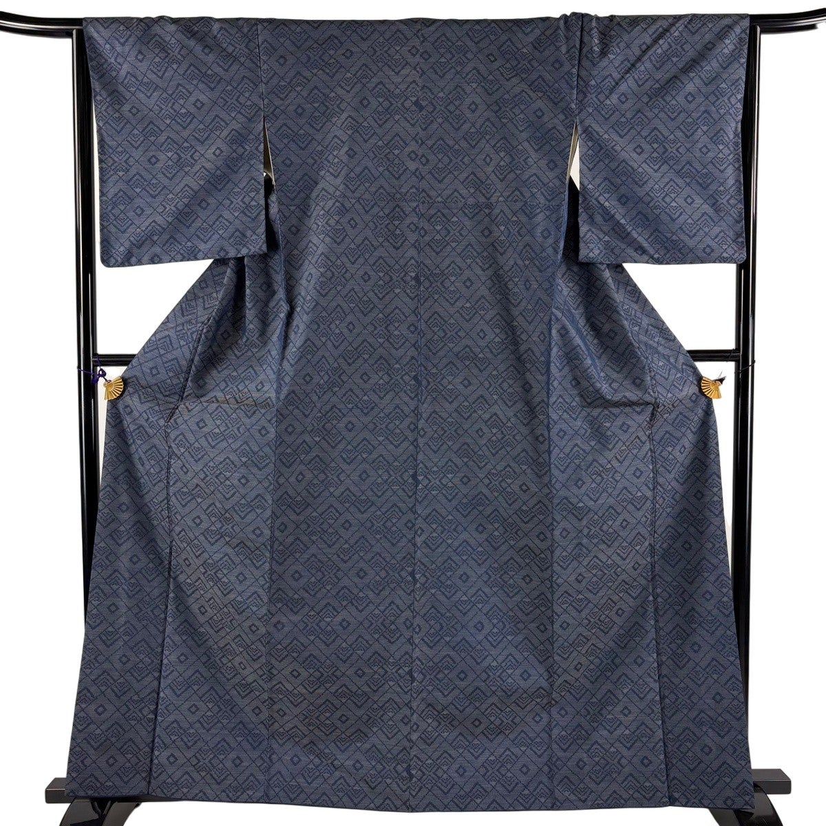 紬 身丈157cm 裄丈64cm M 単衣 花菱 七宝 紺色 正絹 秀品｜中古・古着