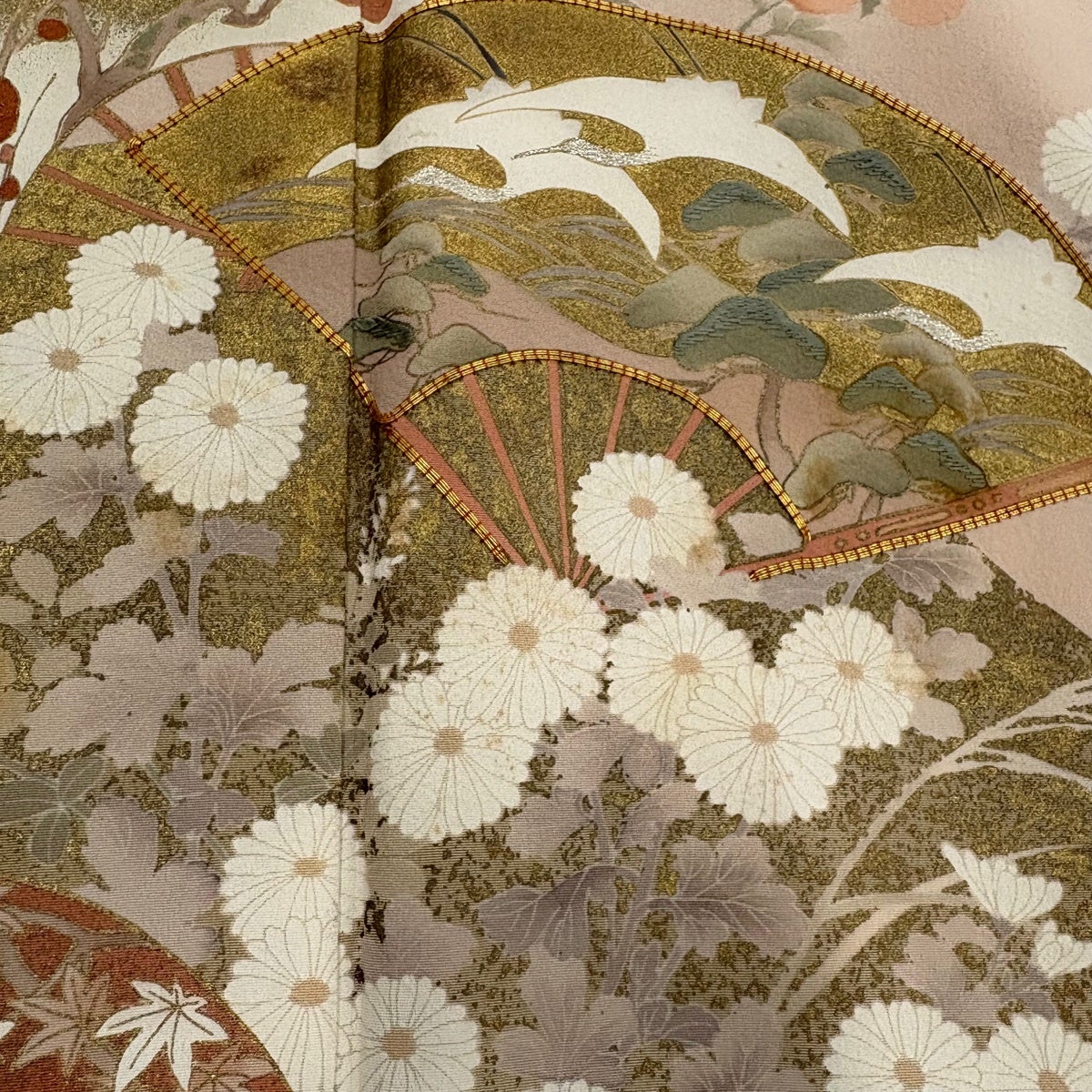 色留袖 身丈162cm 裄丈65cm M 袷 扇 草花 金彩 金糸 薄ピンク 正絹 秀