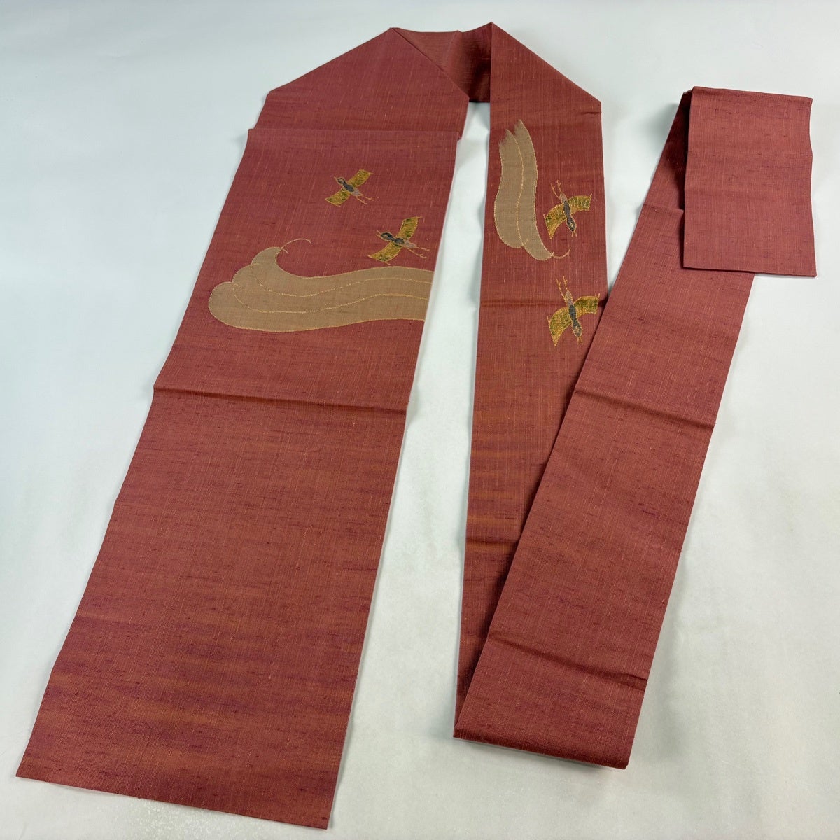 美品】 名古屋帯 秀品 鳥 波 箔 銀糸 茜色 正絹｜中古・古着