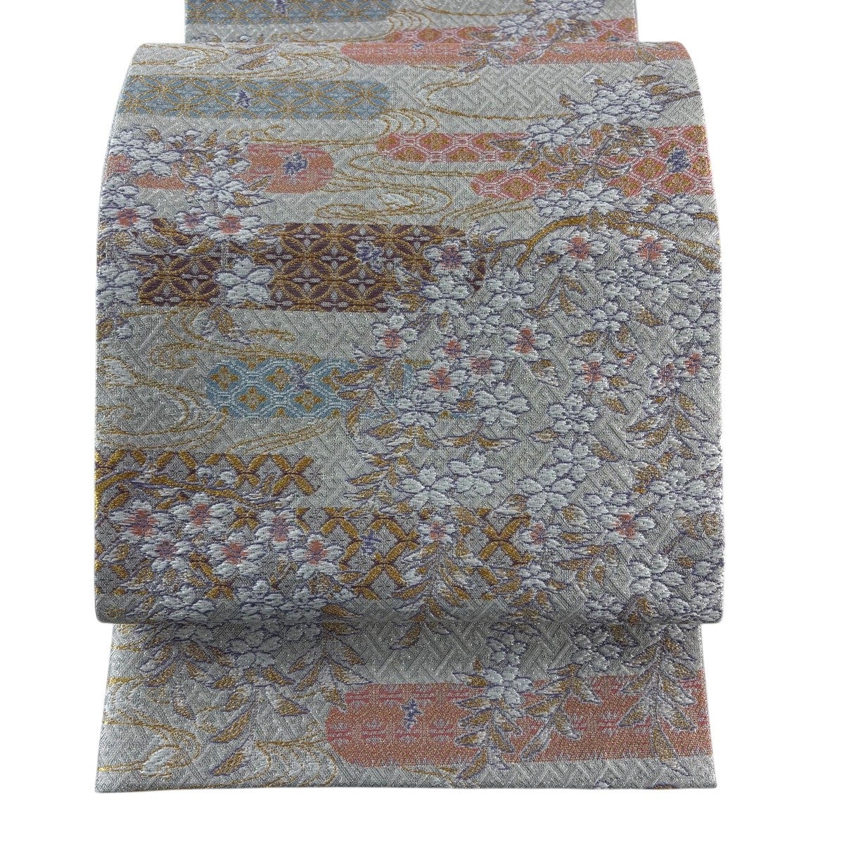 袋帯 秀品 六通 正絹 【中古】 袋帯 秀品 六通 正絹 【中古】の通販 by バイセル ラクマ店｜ラクマ