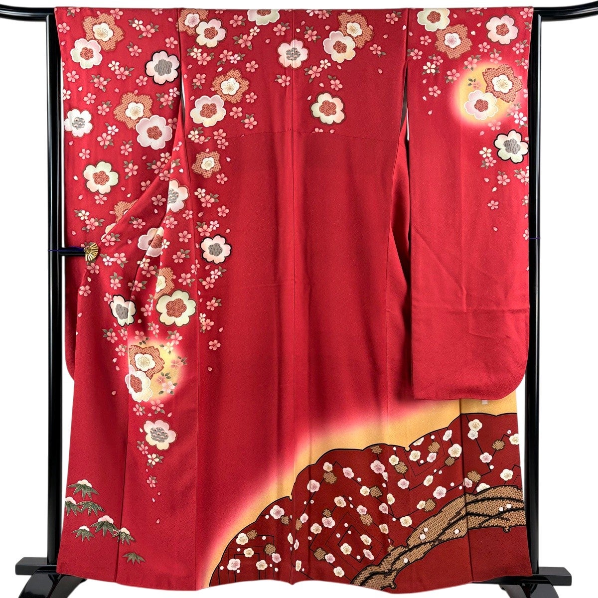 美品】 振袖 身丈160cm 裄丈64cm M 袷 桜 花びら ぼかし 赤 正絹 名品