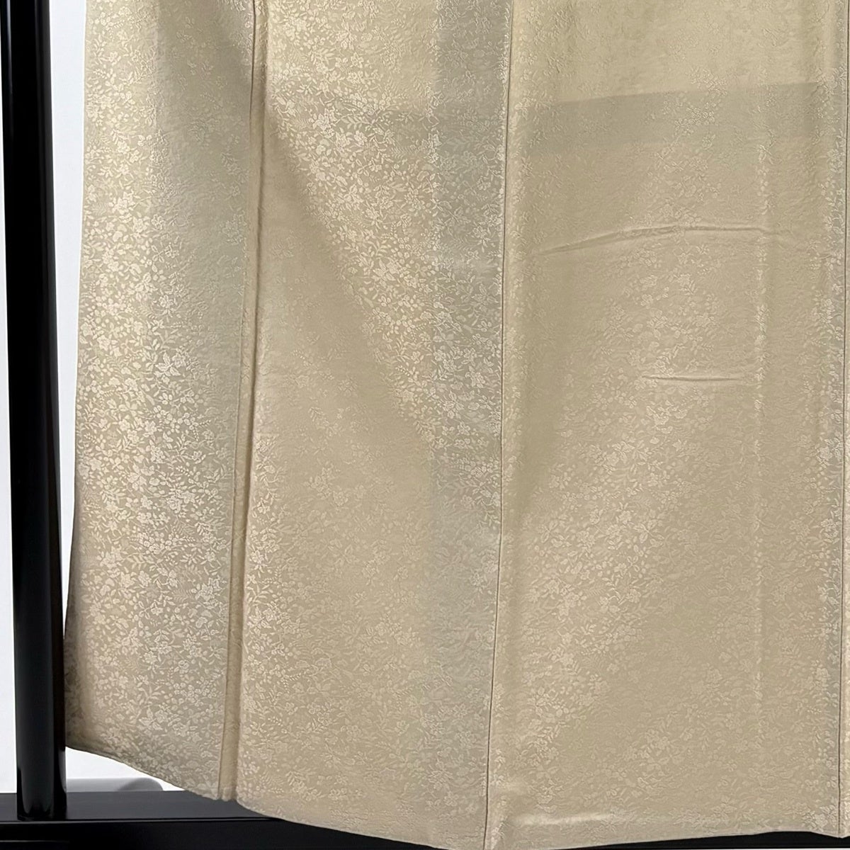 色無地 身丈156cm 裄丈63.5cm 正絹 秀品 【中古】 色無地 身丈156cm 裄丈64cm 正絹 秀品 【中古】の通販 by バイセル