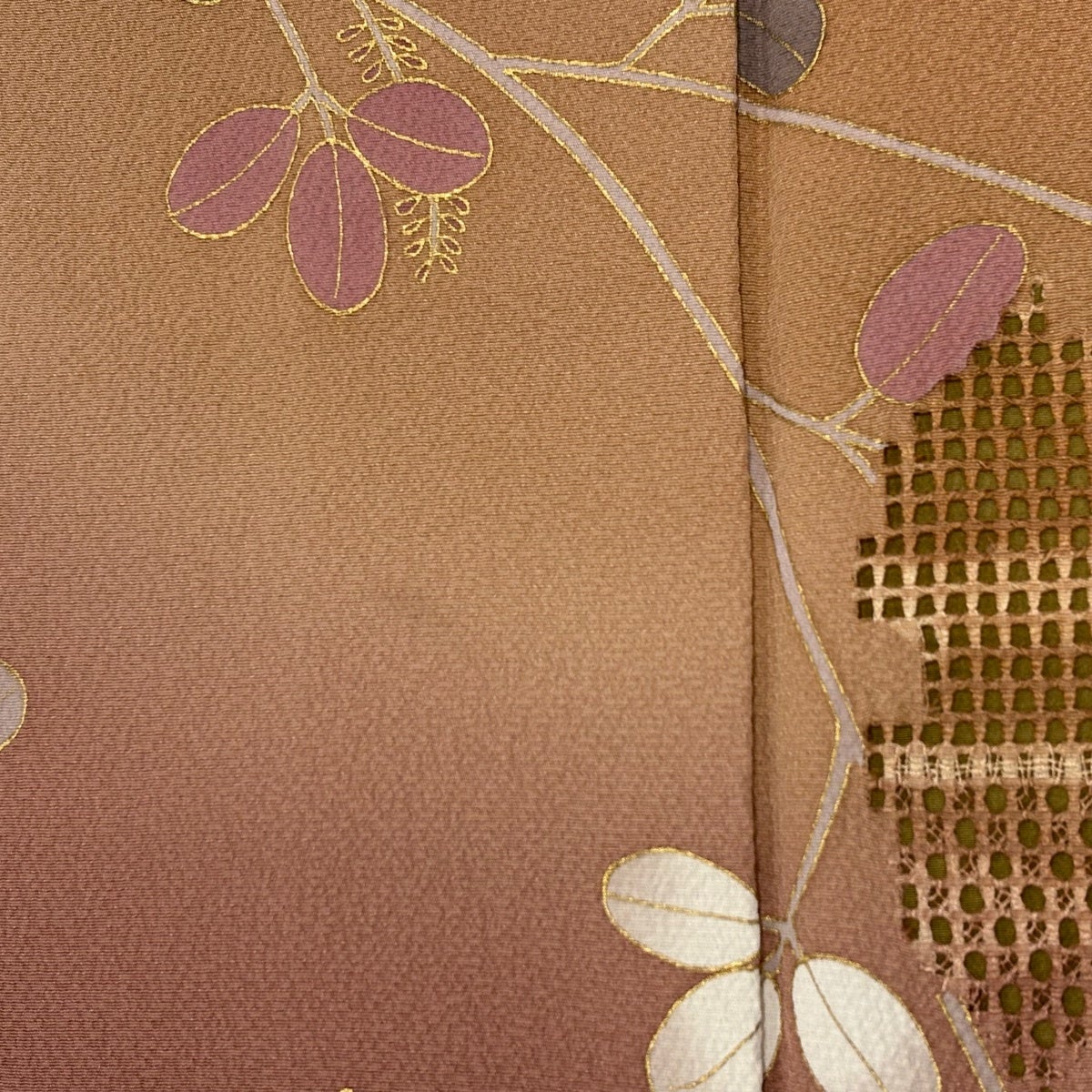 美品　訪問着のみ　ブラウン　希少S S サイズ　金刺繍　松竹梅　椿　パール加工済 訪問着 身丈167.5cm 裄丈65.5cm M 袷 萩 雪輪 金彩 刺繍 赤茶 正絹 秀