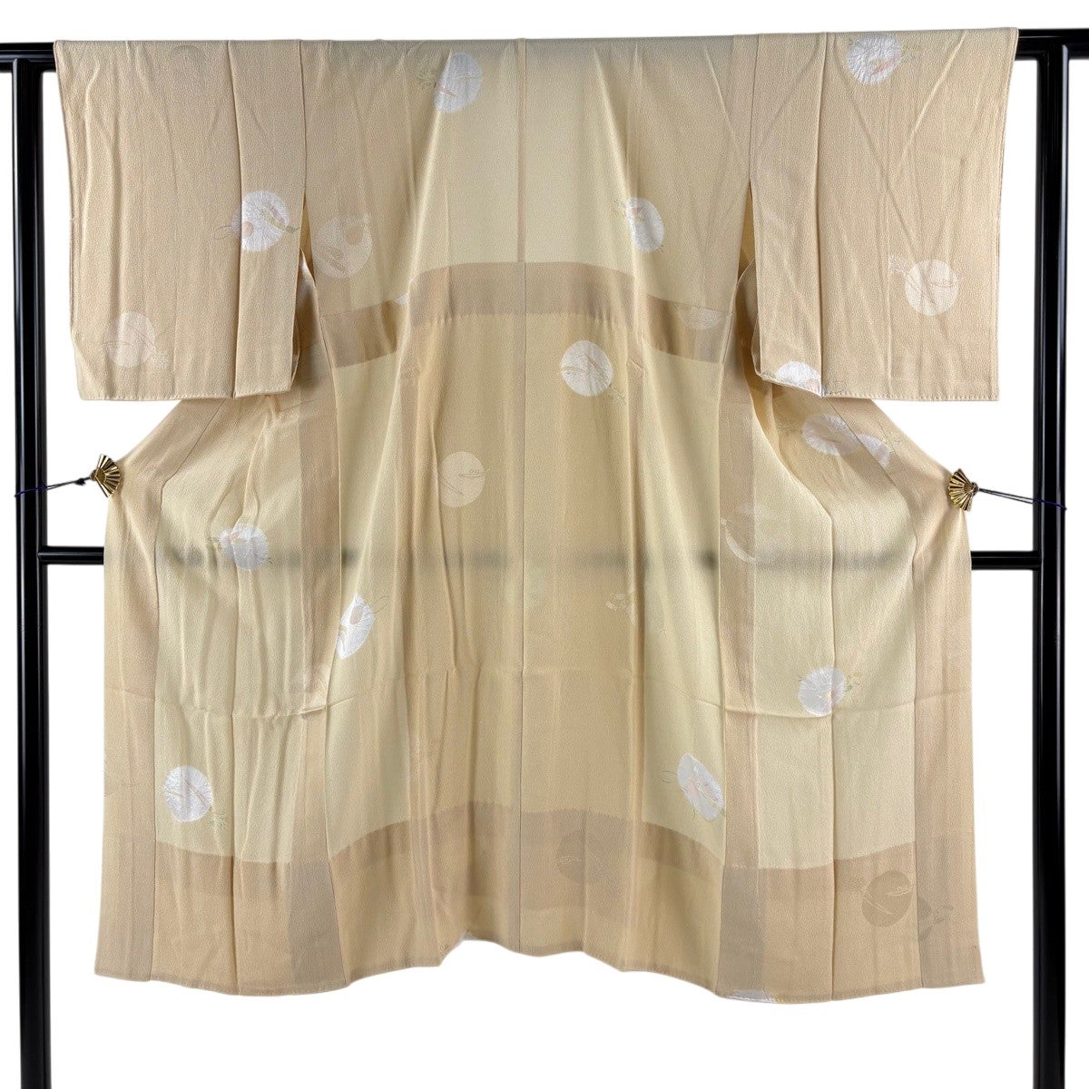 【美品】 道行 身丈92cm 裄丈65cm 正絹 秀品 【中古】 美品】 長襦袢 身丈125cm 裄丈66cm M 地紋 縦ぼかし 茶色 正絹 秀品