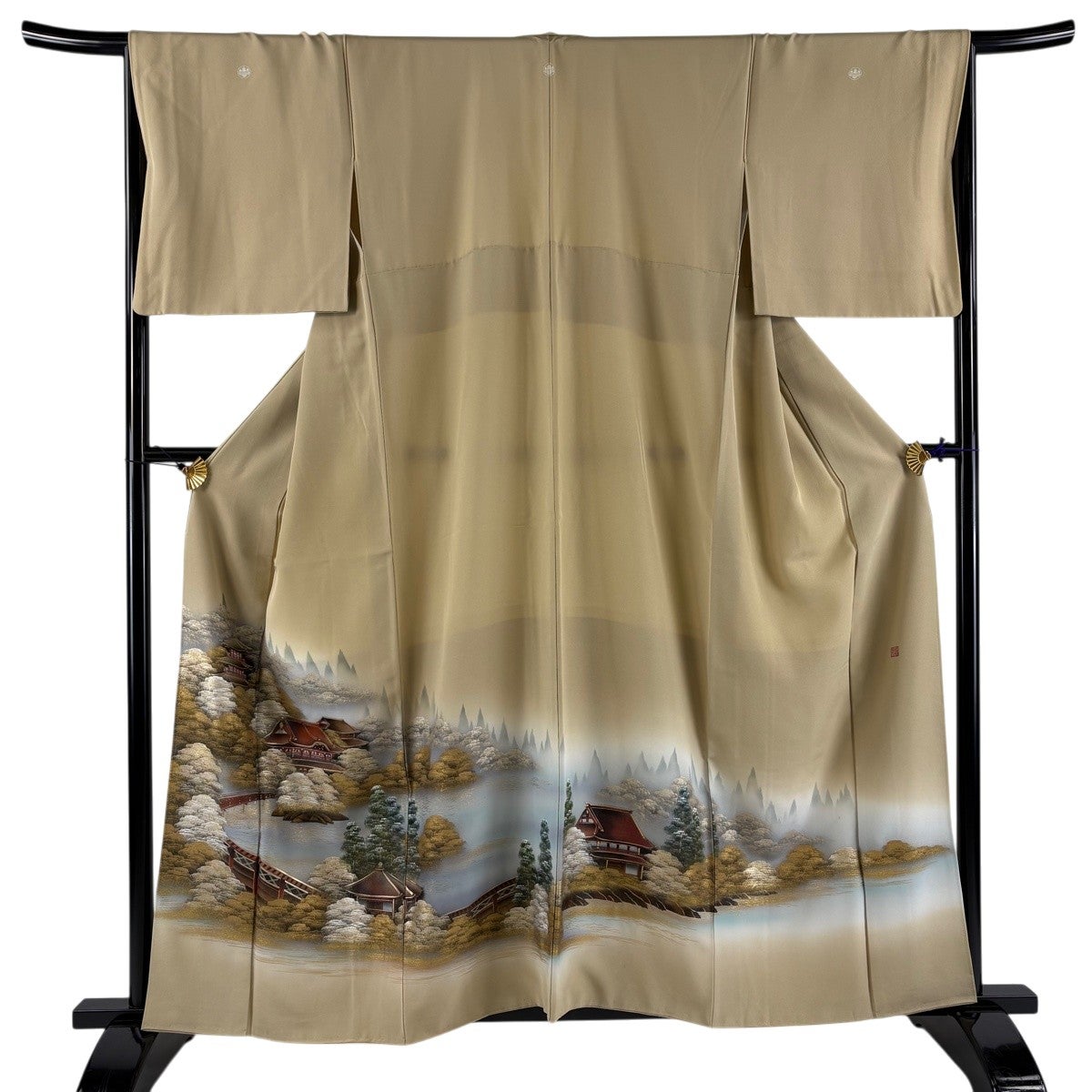 色留袖 身丈159cm 裄丈66.5cm M 袷 落款あり 風景 建物 金彩 ベージュ