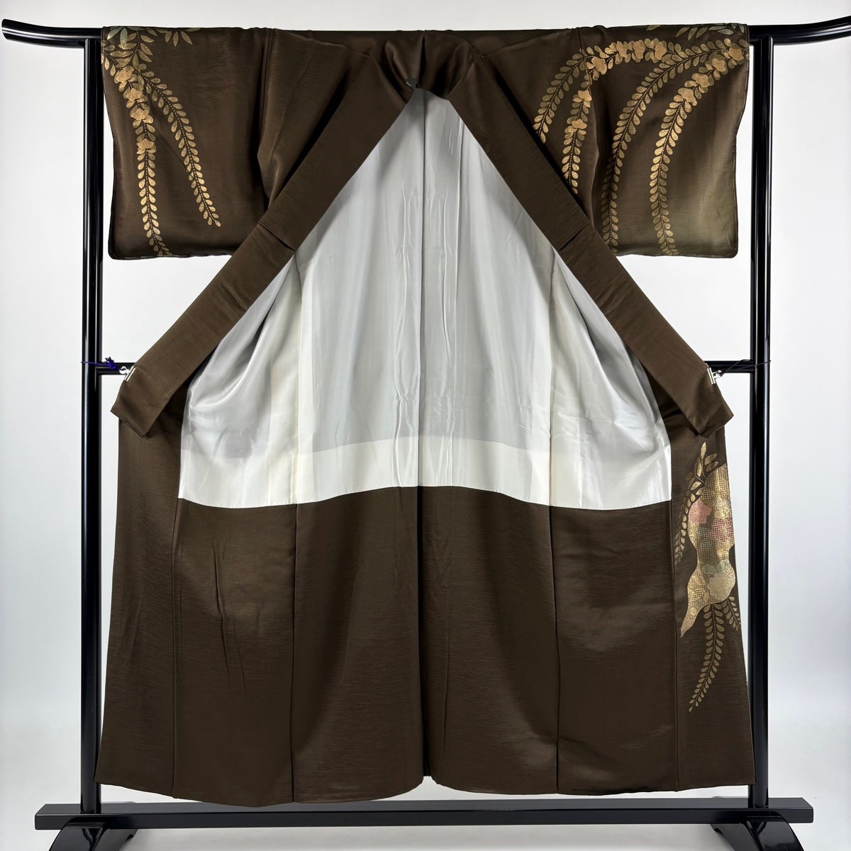 訪問着 身丈155cm 裄丈63cm 正絹 名品 【中古】 訪問着 身丈155cm 裄丈64.5cm M 袷 波 幾何学 赤茶 正絹 秀品 一つ紋