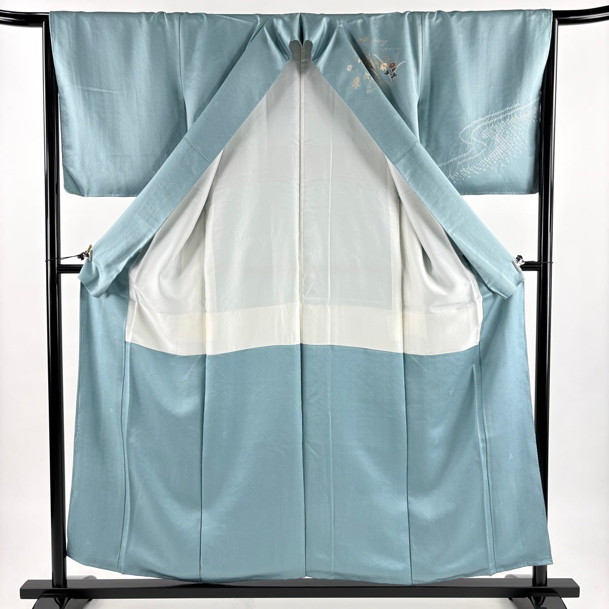 訪問着 身丈156cm 裄丈66.5cm 正絹 名品 【中古】 訪問着 身丈156.5cm 裄丈65cm M 袷 牡丹 流水 金銀彩 刺繍 水色 正絹