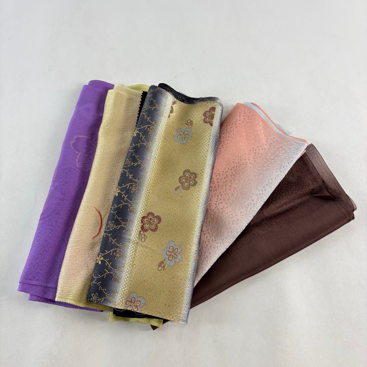 帯揚げ 優品 正絹 【中古】 帯揚げ 優品 正絹 【中古】の通販 by バイセル ラクマ店｜ラクマ