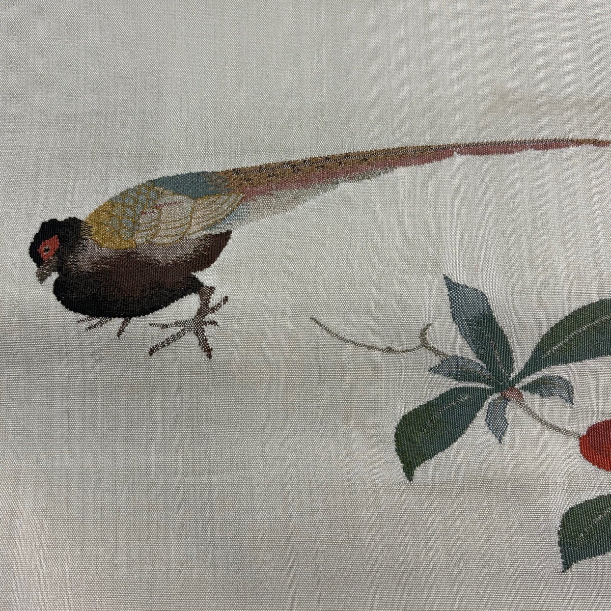 袋帯　雉 美品】 袋帯 名品 菊 鳥 螺鈿 金彩 金色 お太鼓柄 正絹 【中古