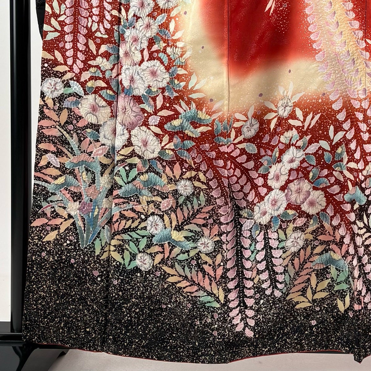今だけの価格！ 銀通し 辻ヶ花 正絹 振袖 作家物 落款入 裄67cm 早い者勝 HANAE MORI - 今だけの価格！ 銀通し 辻ヶ花 正絹 振袖 作家物 落款入