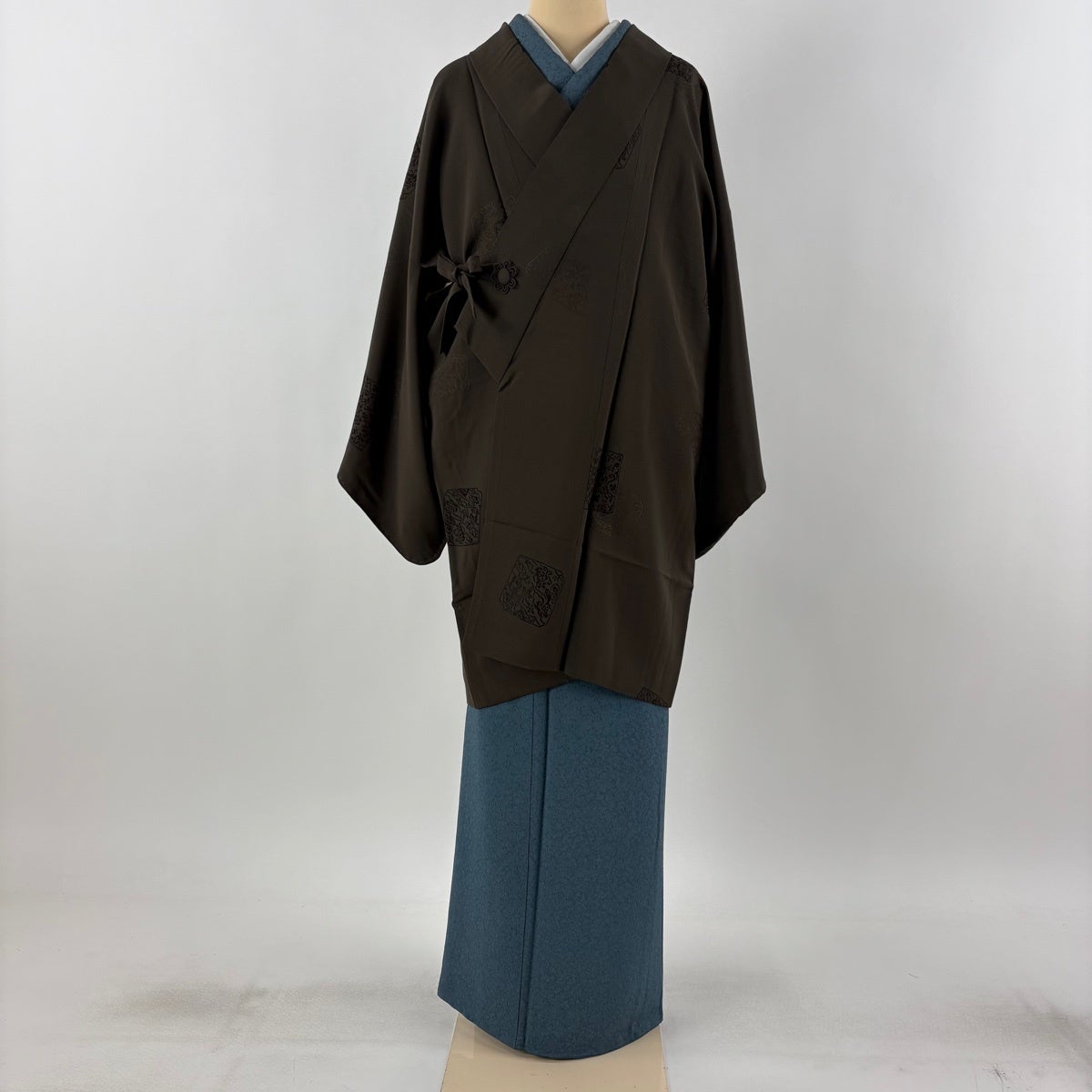 道中着 身丈92cm 裄丈65cm M 和装コート 着物衿 色紙 花唐草 焦茶色