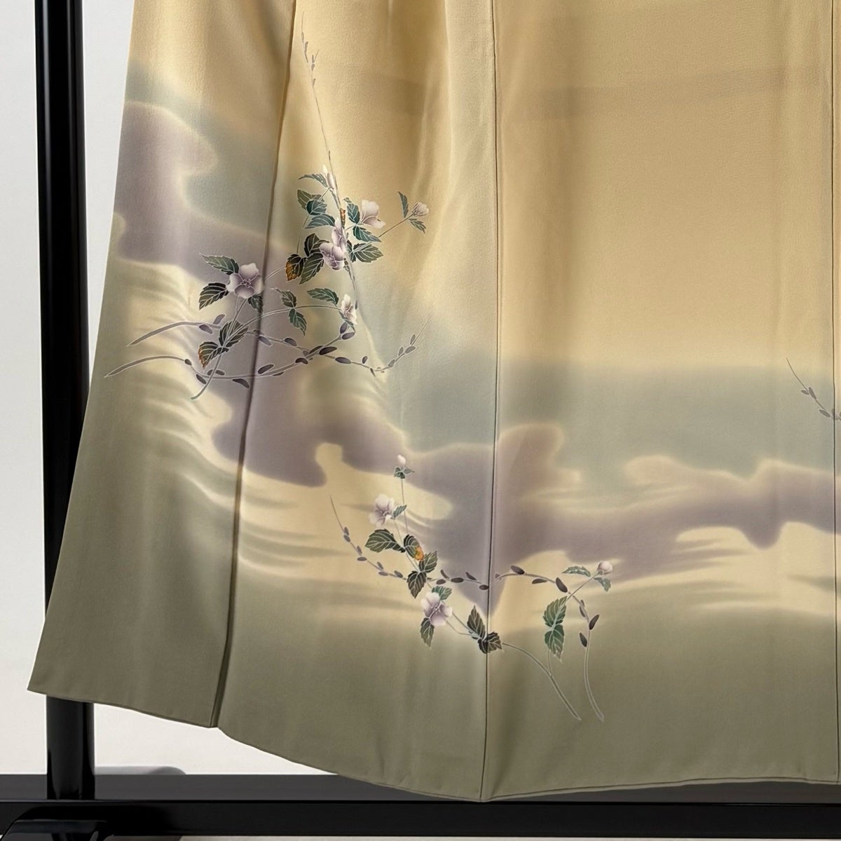 訪問着 身丈153.5cm 裄丈64cm M 袷 落款あり 草花 霞 ベージュ 正絹 秀