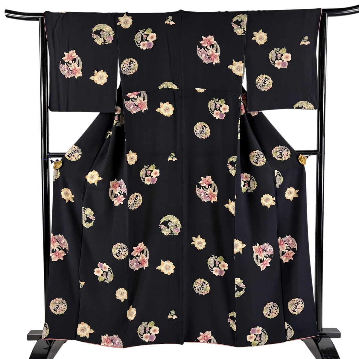 小紋 美品 名品 身丈161cm 裄丈63cm 正絹 【中古】 在庫一掃】 小紋 身丈161cm 裄丈63cm 正絹 美品 名品 【中古】の通販